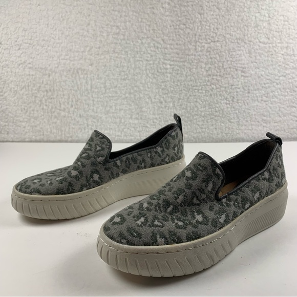 Sofft‎ Pavina Womens 6 Shoes Animal Print Knit Slip On Loafer Sneakers NWOB 7334